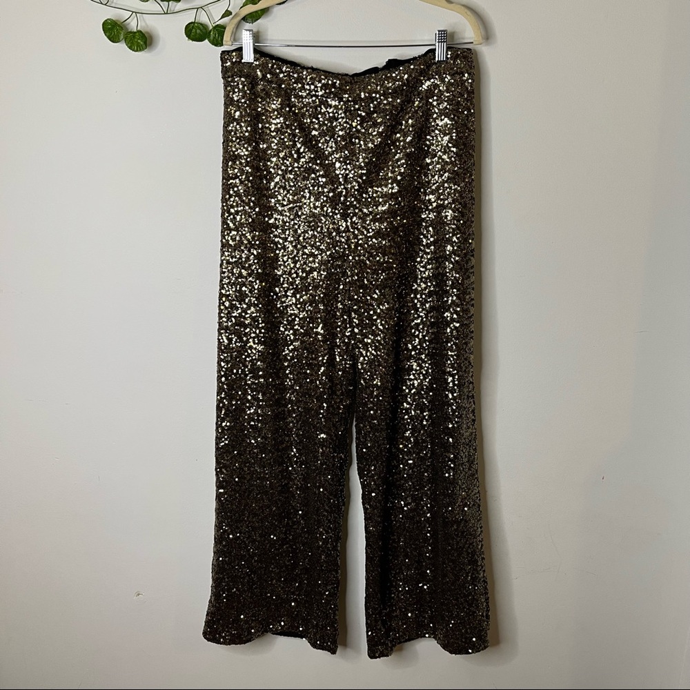 Banana Republic Women’s Gold Sequined Pants size L